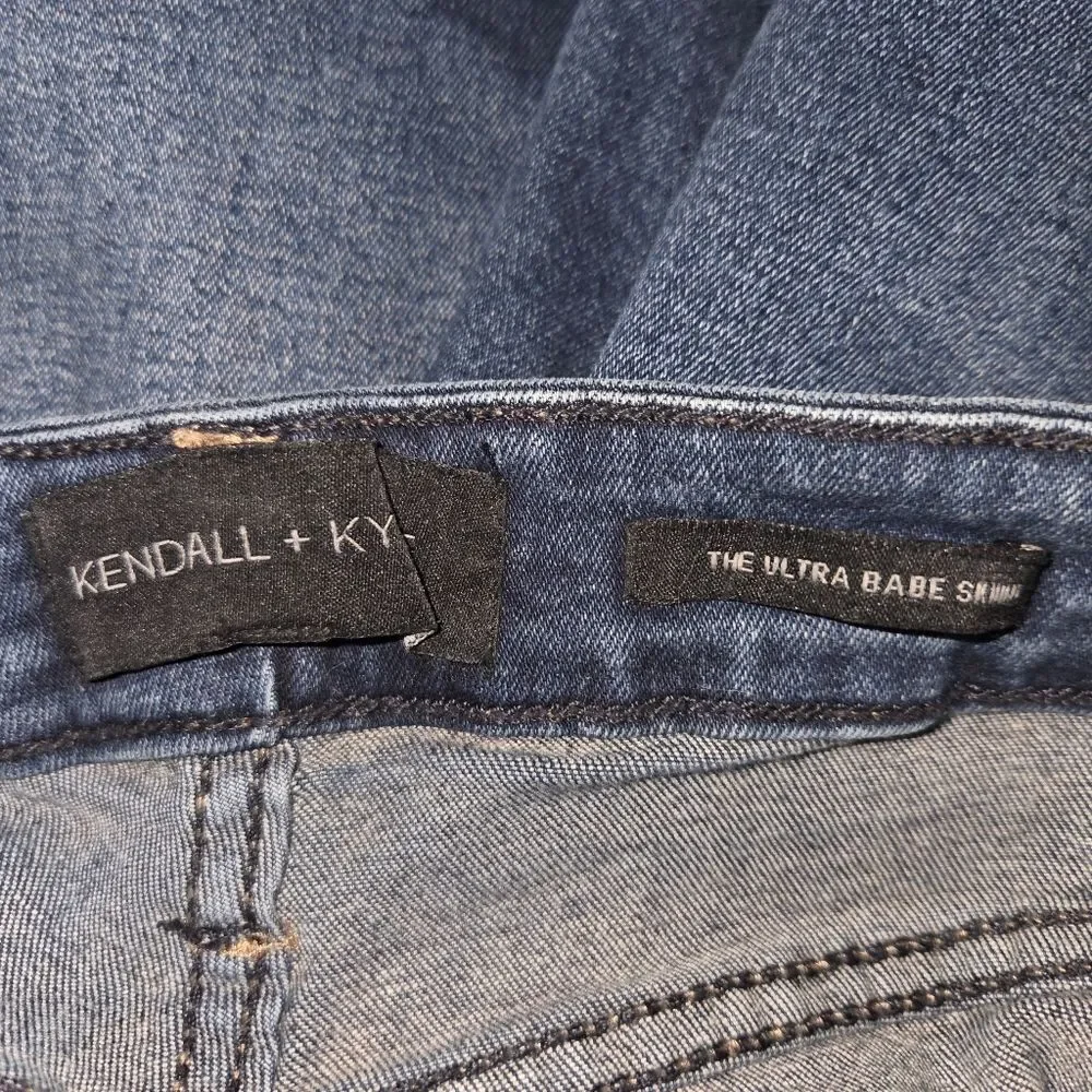 Kendall + Kylie The Ultra Babe Skinny Denim Jeans Size 1 25